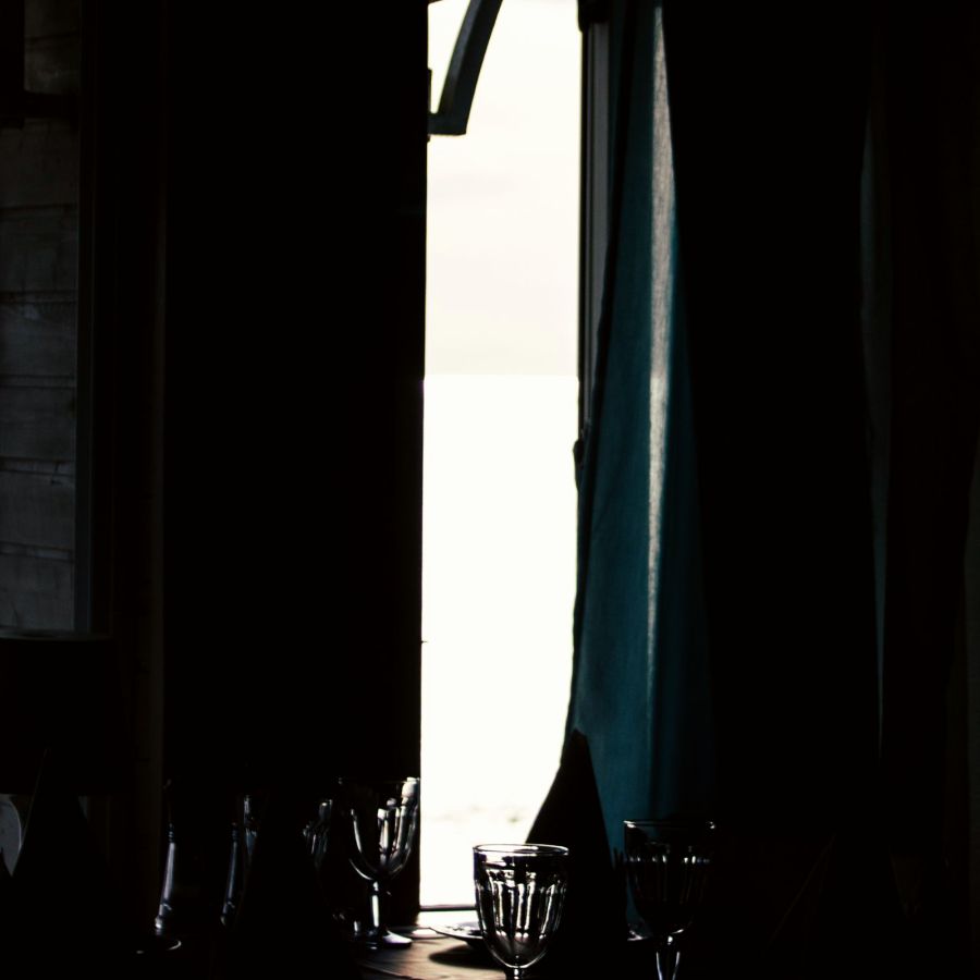 Beyaz — kadeh